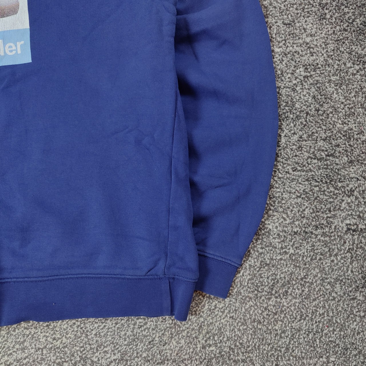 Свитшот Weekend Offender