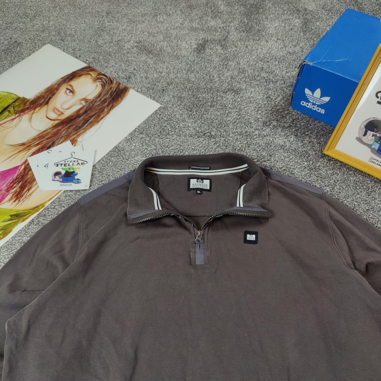 Свитшот Weekend Offender