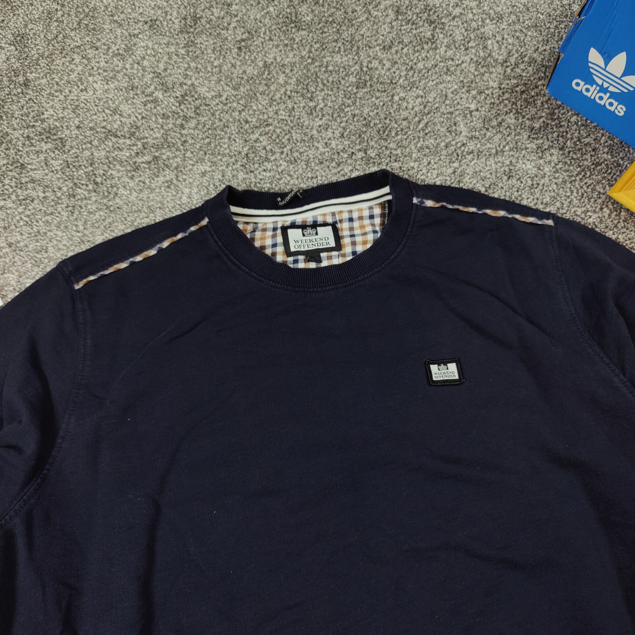 Свитшот Weekend Offender