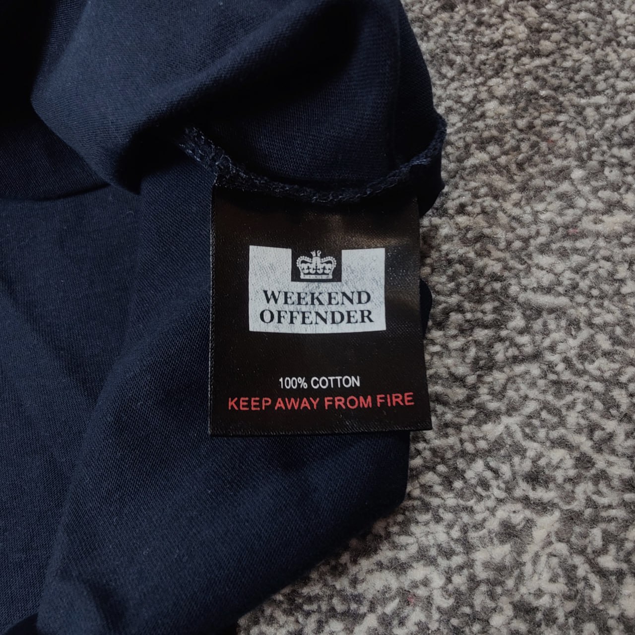 Футболка Weekend Offender