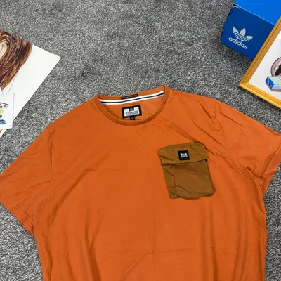 Футболка Weekend Offender
