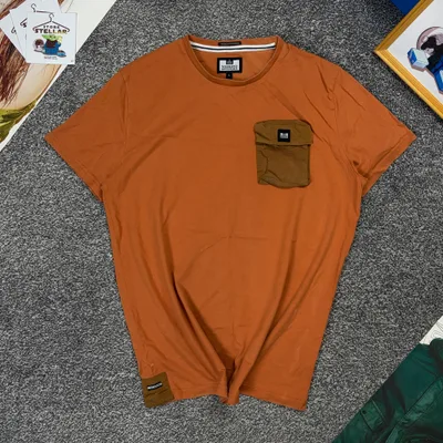 Футболка Weekend Offender