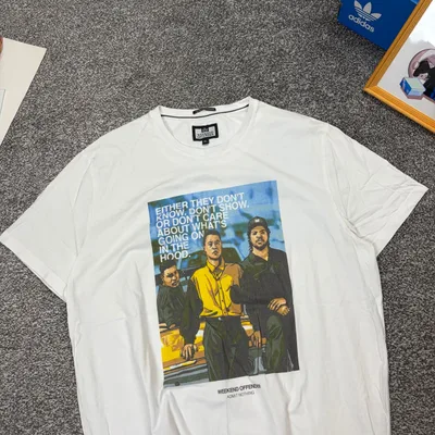 Футболка Weekend Offender