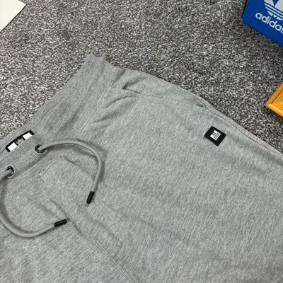 Шорты Weekend Offender